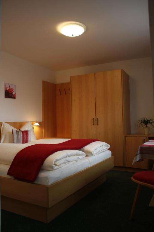 Zimmervermietung Babsy Zell am See Pokoj fotografie